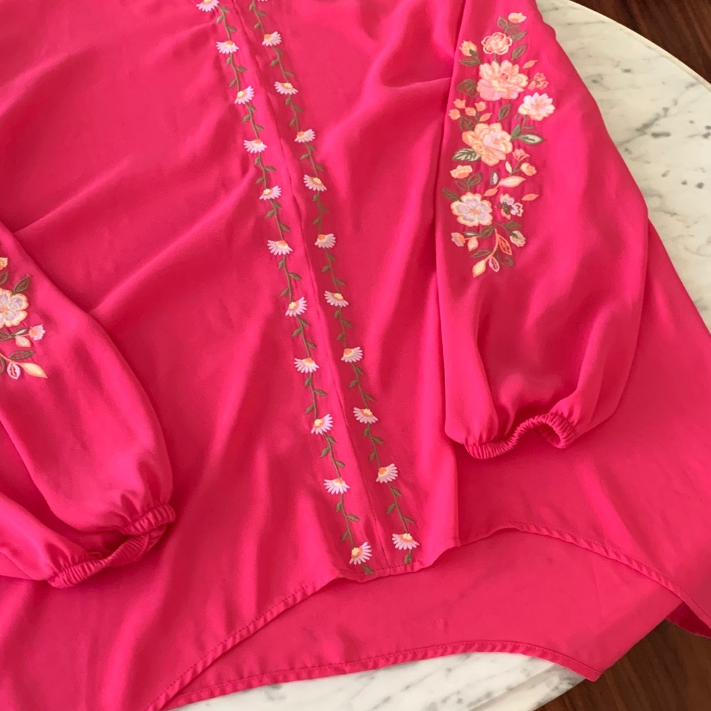 Flowy Pink Blouse - Picture 5 of 5